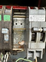 Zinsco panel bus 1 resize.jpg