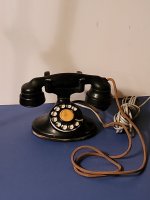 we phone.jpg