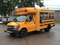 2044-2002chevroletminibus-1.jpg