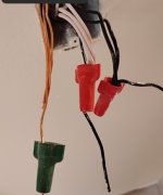 ground wires not twisted.jpg